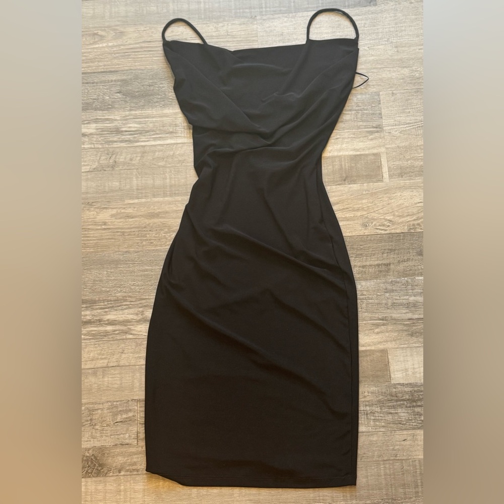 Black Sleeveless Sweetheart Bodycon Dress